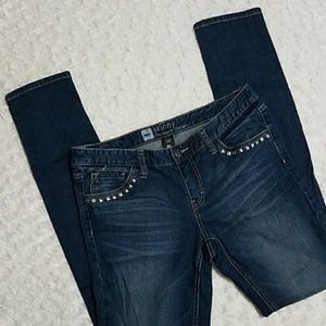 Mossimo Skinny Premium Denim | 8L Studs